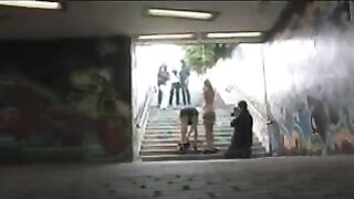 A girl was diluted and fucked on the public street