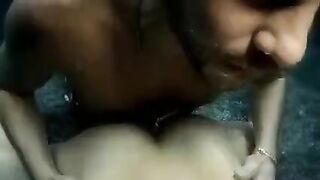 The beauty performed a blowjob underwater and had sex with the guy