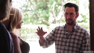 A member has sex by the girl’s cheek in the bedroom