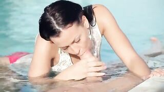 Russian girl is fucking in the swimming pool