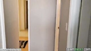 A young guy fucked a girl in the hostel, where he was a student