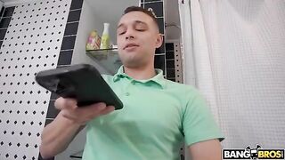 The stepson tried to fuck his hot stepmom in the kitchen