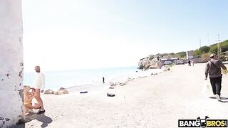 Bald guy fucked blonde in ass on the public beach