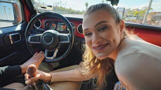 Handjob in the car with a sexy hooker