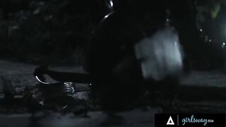 Busty droids Alexis Fawx and Abigail Mac get banged by Huntress