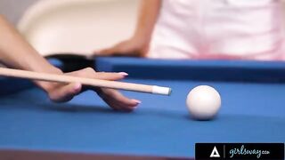 The busty MILF Lexi Luna teaches Nia Nacci how to play pool