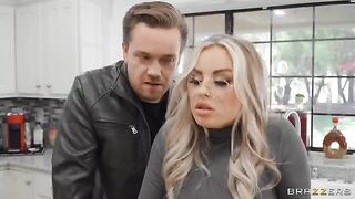 Do you miss my pussy? I’m back and ready to cook!