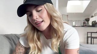 Will the barista give up coffee for a juicy ass?