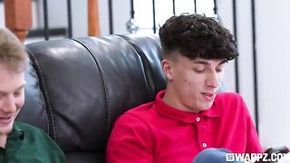 Love doesn't end there - a girl is having fun with her friends on the couch