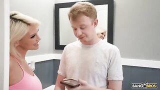 My mom is a slut and she only knows how to fuck