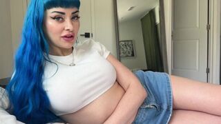 A girl with big boobs is always tempting for a guy, especially if she’s a step sis