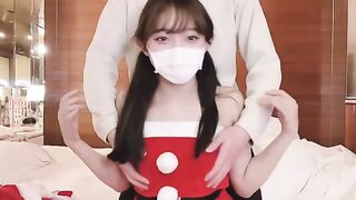 An amateur couple has sex in unusual poses and reaches a creampie