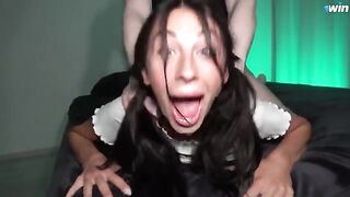 The woman has an extreme sex, she likes to be choked and gagged hard