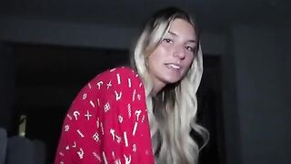 Girl made her lips wet and unbuttoned her pants before going to bed
