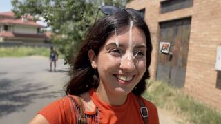 A sexy girl agreed to fuck for the camera in public space
