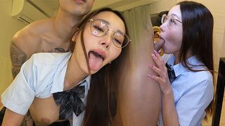 An Eastern girl experienced intense passion in a hardcore scene