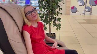 A man paid a hot girl to fuck her in the public toilet