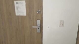 A Colombian girl has an unexpected anal sex session at home