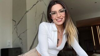 The girl is fucking with her tutor in a steamy session