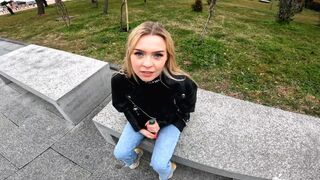 Fella met a girl on the street and fucked her