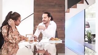 Therapist invited her patient to her home for a dinner date